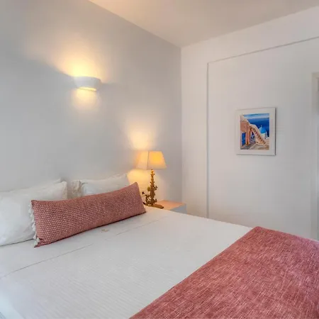 Hotel Desiterra Fira (Santorini)
