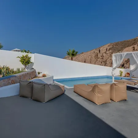 Desiterra & 5* Fira (Santorini)